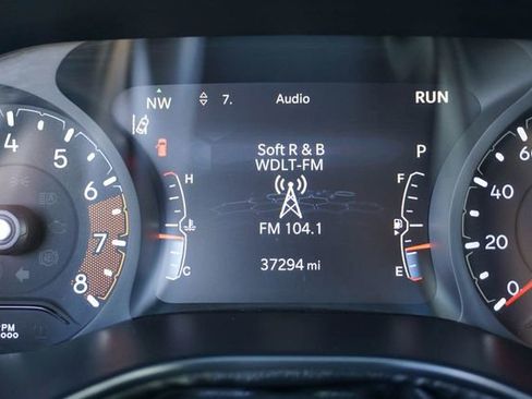 Used 2025 Jeep Compass Limited AWD/4WD image 23