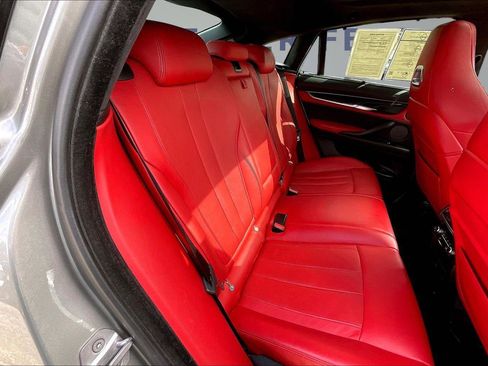 Used 2017 BMW X6 M image 22