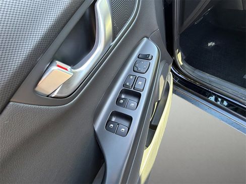 Used 2023 Hyundai Kona Limited image 6