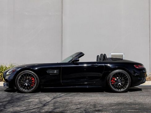 Used 2020 Mercedes-Benz AMG GT C image 2