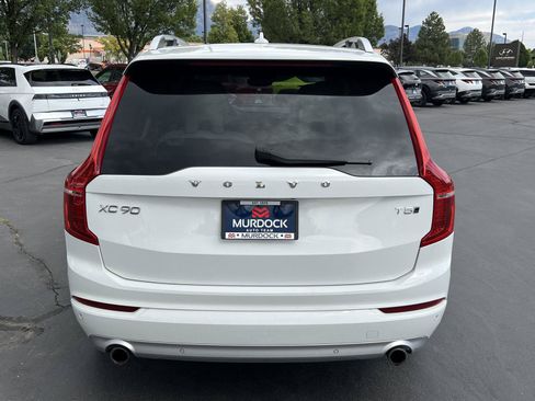Used 2018 Volvo XC90 T5 Momentum w/ Convenience Package AWD/4WD image 9