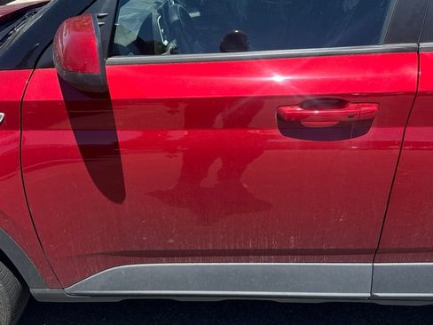 Used 2024 Hyundai Venue Limited FWD image 16