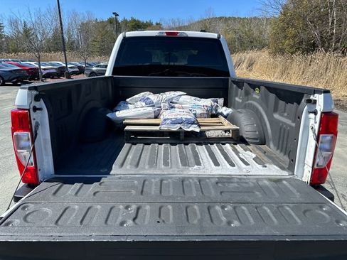 Used 2020 Ford F250 XL w/ STX Appearance Package AWD/4WD image 19
