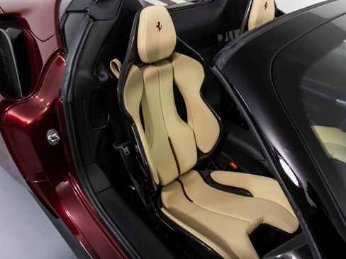 Certified 2024 Ferrari SF90 Spider Base image 58