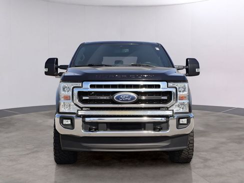 Used 2022 Ford F250 Lariat w/ Lariat Ultimate Package AWD/4WD image 2