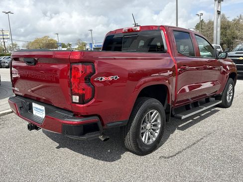 Certified 2025 Chevrolet Colorado LT w/ Advanced Trailering Package AWD/4WD image 6