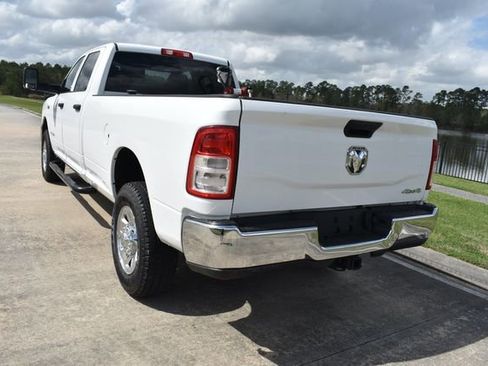 Used 2022 RAM 2500 Tradesman w/ Chrome Appearance Group image 8