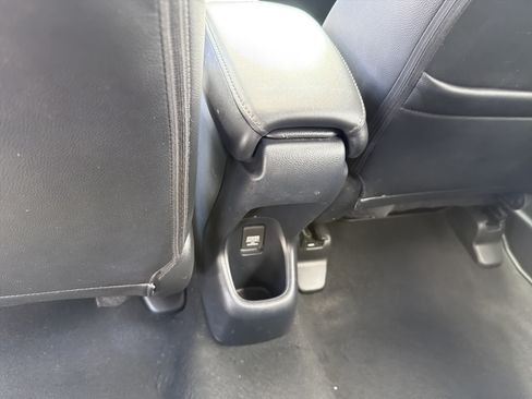 Used 2019 Honda HR-V EX-L image 11