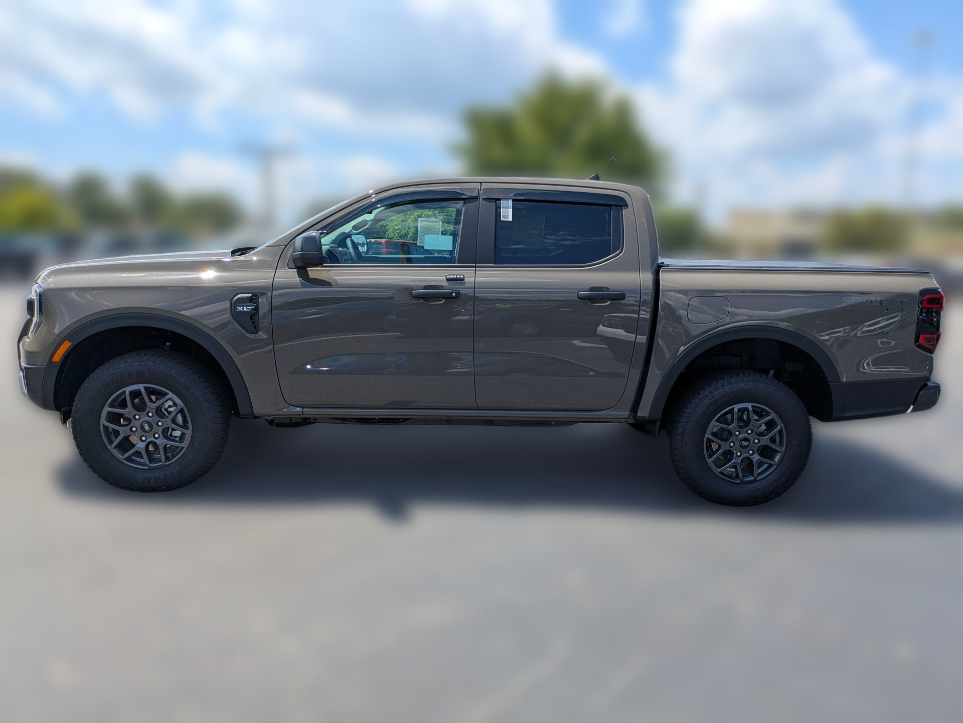 New 2026 Ford Ranger XLT w/ Equipment Group 301A High AWD/4WD image 9