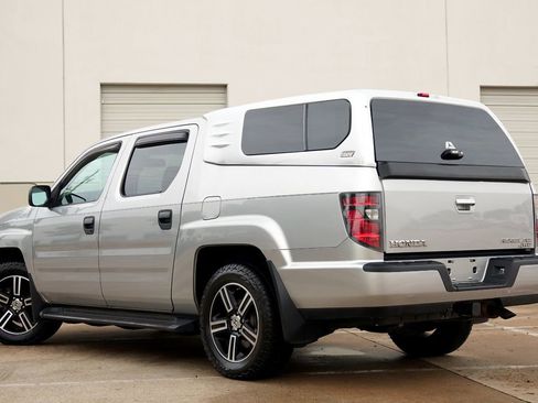 Used 2013 Honda Ridgeline Sport image 4