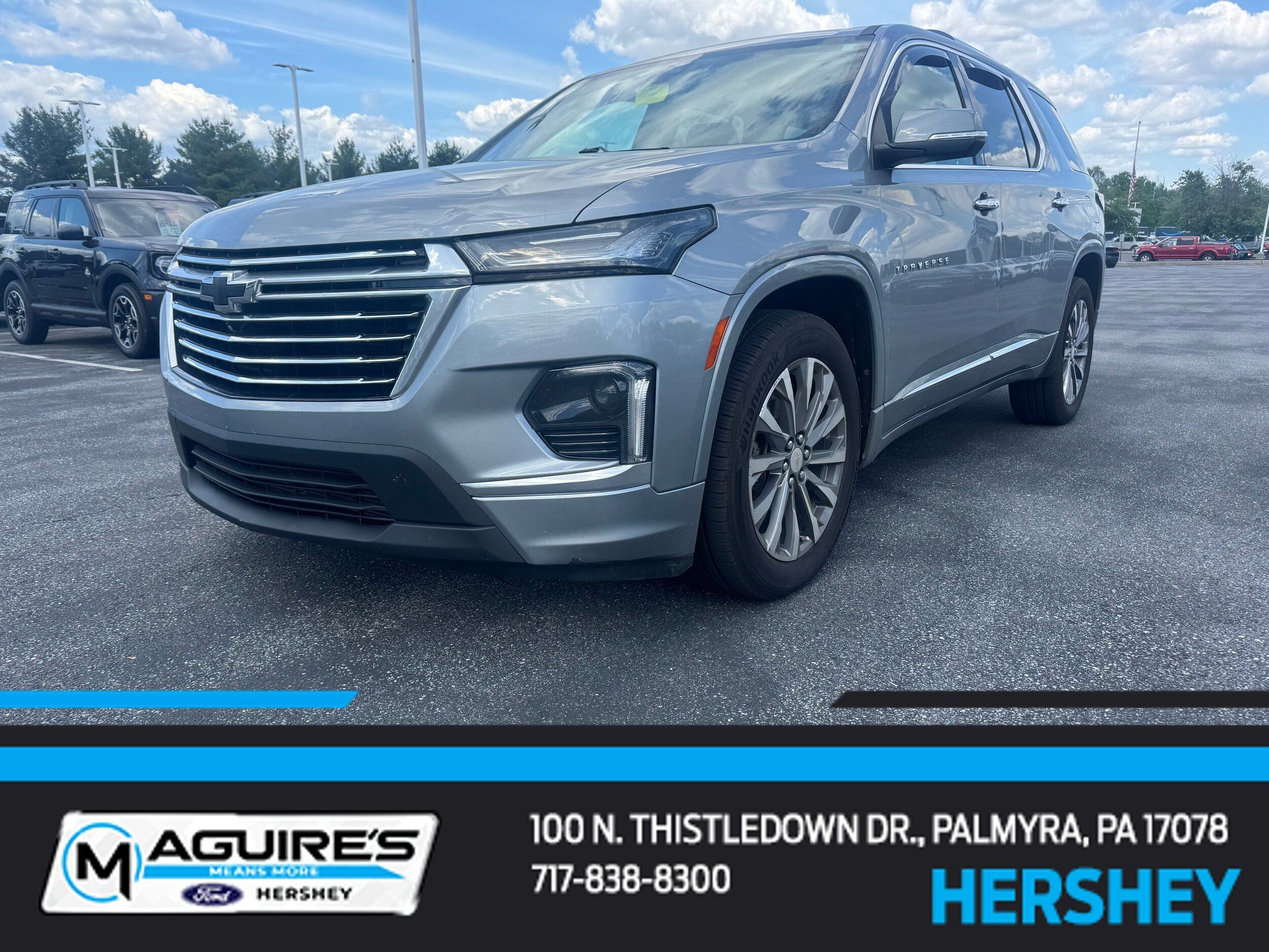 Used 2023 Chevrolet Traverse Premier w/ LPO, Floor Liner Package AWD/4WD image 1