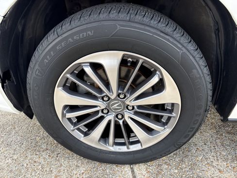 Used 2017 Acura RDX AWD w/ Advance Package image 10