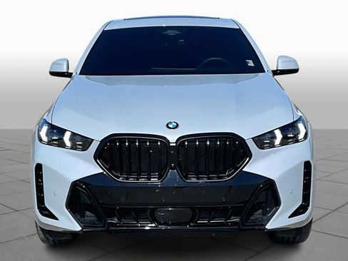 Used 2025 BMW X6 xDrive40i w/ Climate Comfort Package image 3