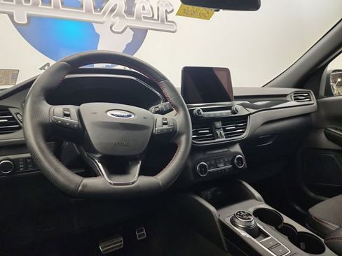 Used 2024 Ford Escape ST-Line image 17