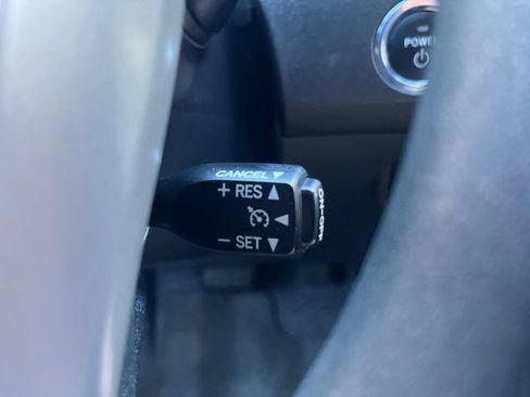 Used 2011 Toyota Prius Two image 19