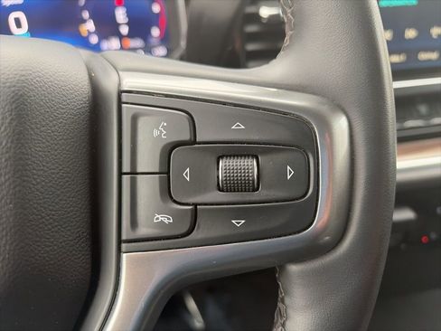 Used 2025 Chevrolet Silverado 2500 LT w/ Convenience Package AWD/4WD image 16