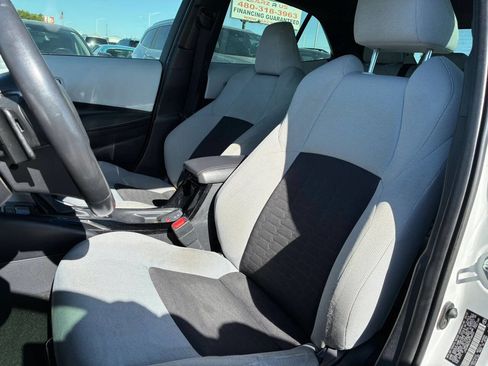 Used 2022 Toyota Corolla SE w/ Carpet Mat Package (TMS) FWD image 18