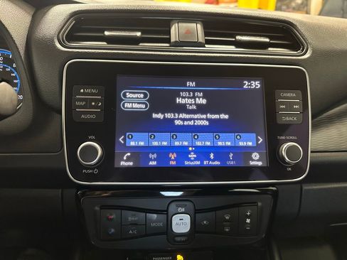 Used 2023 Nissan Leaf SV Plus image 19