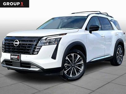 New 2026 Nissan Pathfinder Platinum