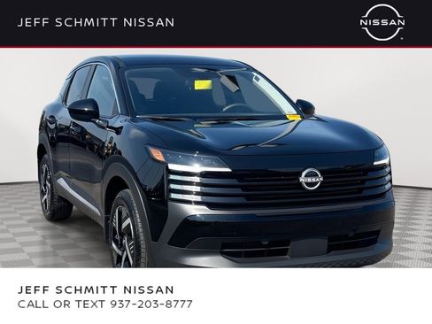 Certified 2025 Nissan Kicks SV FWD image 1