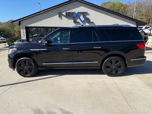 Used 2019 Lincoln Navigator L Reserve image 6