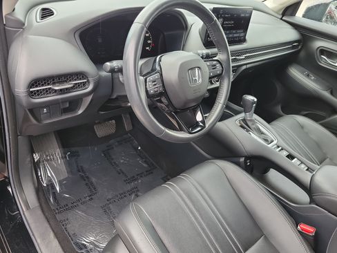 Certified 2024 Honda HR-V EX-L image 19