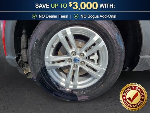Used 2020 Ford Explorer XLT w/ Equipment Group 202A RWD image 13