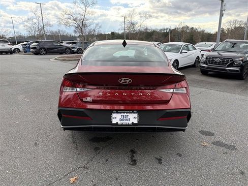 New 2026 Hyundai Elantra Sport image 5