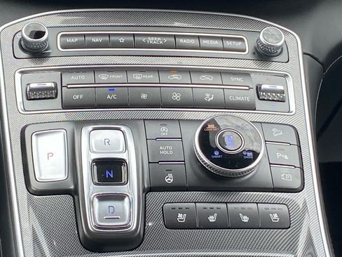 Used 2023 Hyundai Santa Fe Limited w/ Cargo Package AWD/4WD image 10