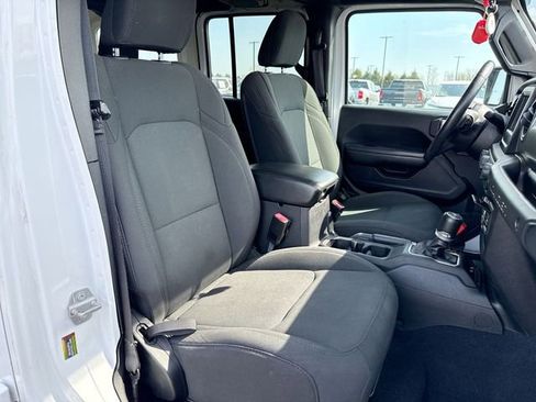 Used 2019 Jeep Wrangler Unlimited Sport S AWD/4WD image 25