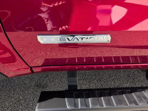 New 2026 GMC Canyon Elevation w/ Convenience Package image 3