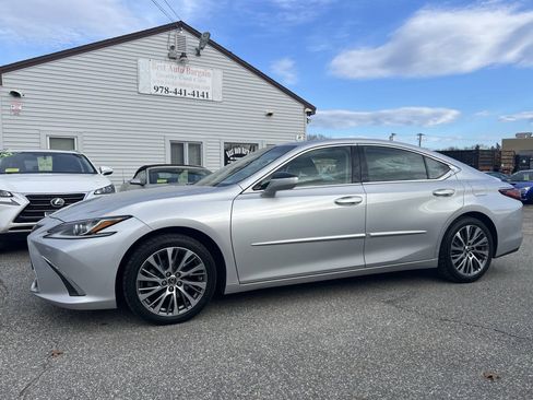 Used 2020 Lexus ES 350 w/ Premium Package FWD image 2