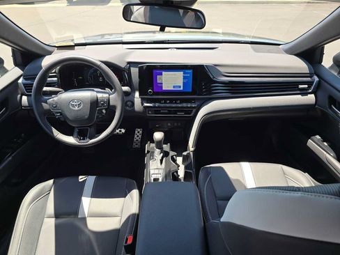 Certified 2026 Toyota Camry SE FWD image 20