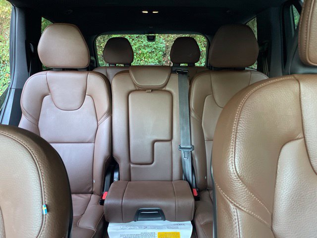 Certified 2025 Volvo XC90 B6 Plus w/ Protection Package AWD/4WD image 17