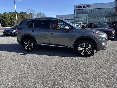 Certified 2023 Nissan Rogue SL w/ SL Premium Package image 2