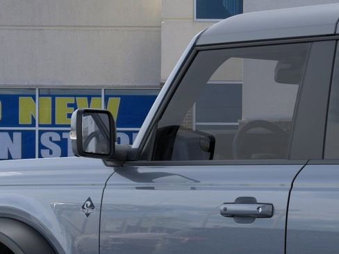 New 2025 Ford Bronco Outer Banks w/ Sasquatch Package AWD/4WD image 22