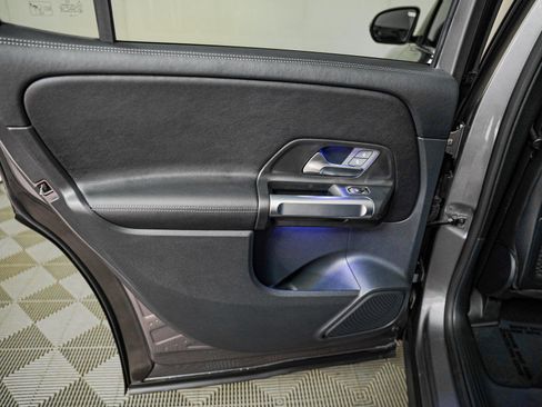 Certified 2022 Mercedes-Benz GLB 250 w/ Premium Package Lite image 25