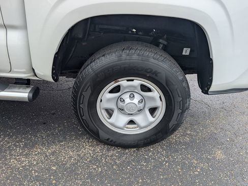 Used 2023 Toyota Tacoma SR AWD/4WD image 24