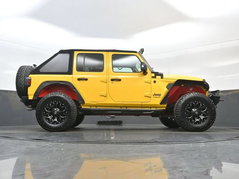 Used 2021 Jeep Wrangler Unlimited Rubicon AWD/4WD image 33