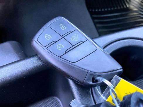 Used 2024 Chevrolet Silverado 1500 Custom RWD image 15