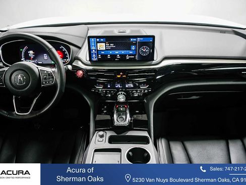 Used 2025 Acura MDX SH-AWD w/ Technology Package image 36