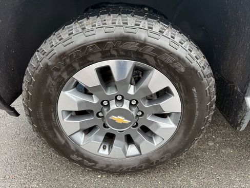 Used 2025 Chevrolet Silverado 2500 LT w/ All Star Edition image 11