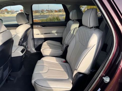 Used 2022 Hyundai Palisade Limited image 27
