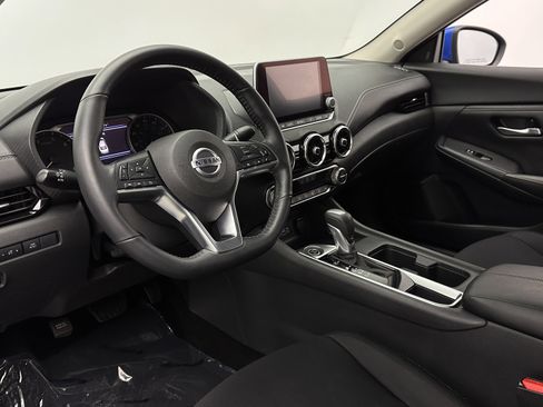 Used 2025 Nissan Sentra SV w/ All-Weather Package FWD image 8