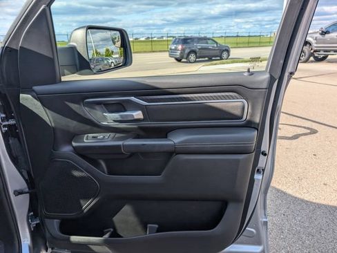 Used 2025 RAM 1500 Big Horn AWD/4WD image 4