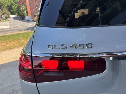 New 2025 Mercedes-Benz GLS 450 4MATIC image 10