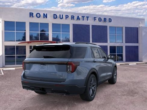 New 2026 Ford Explorer ST-Line w/ ST-Line Street Pack AWD/4WD image 9