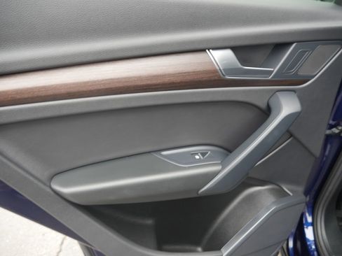 Certified 2023 Audi Q5 2.0T Premium w/ Convenience Package image 22