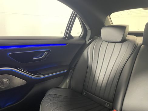 Certified 2023 Mercedes-Benz S 500 4MATIC image 13