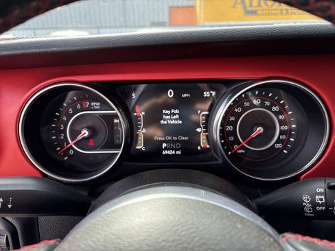 Used 2020 Jeep Wrangler Rubicon w/ Steel Bumper Group image 15